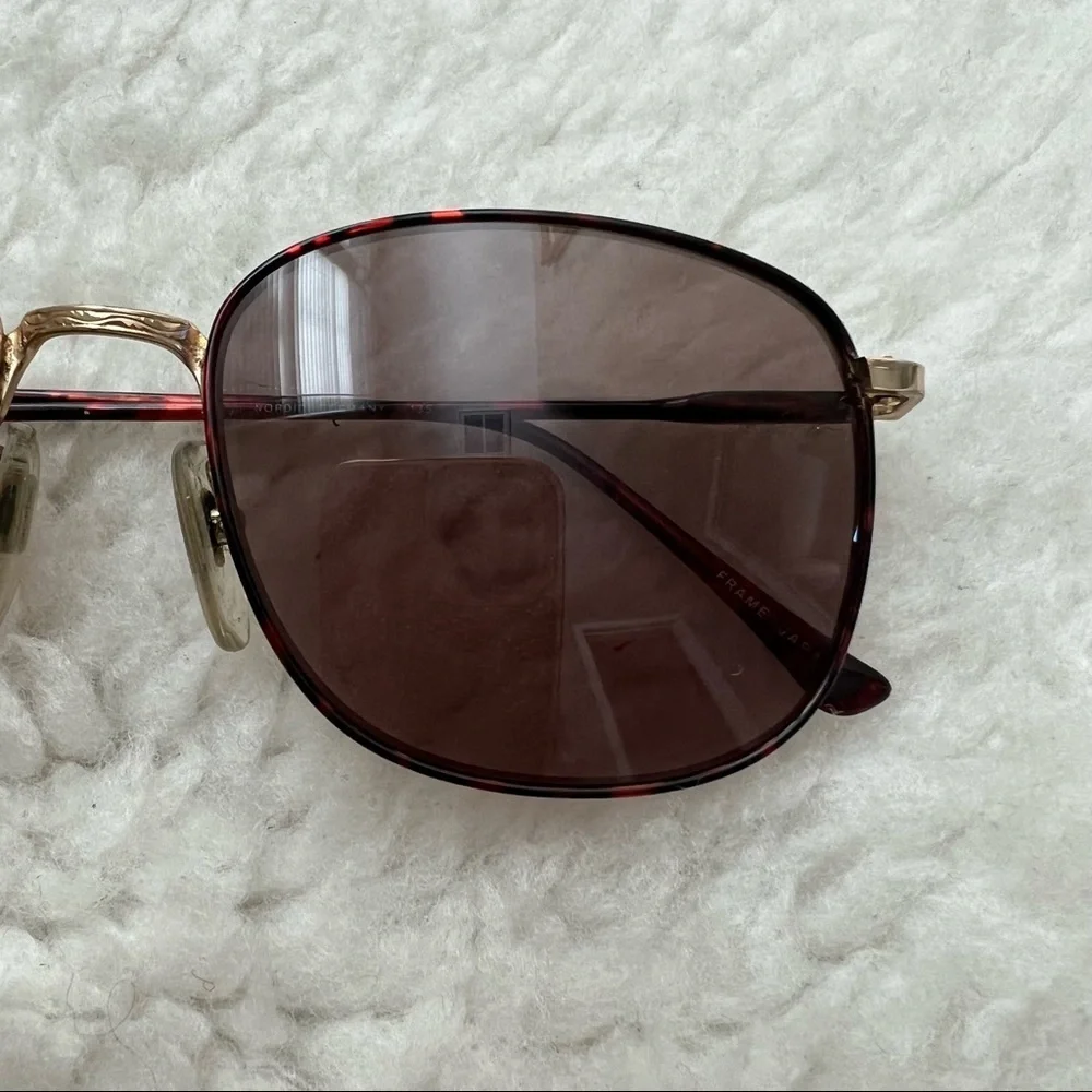Bentley Wine Demi Nordic Germany Brown Tortoise Metal Sunglasses